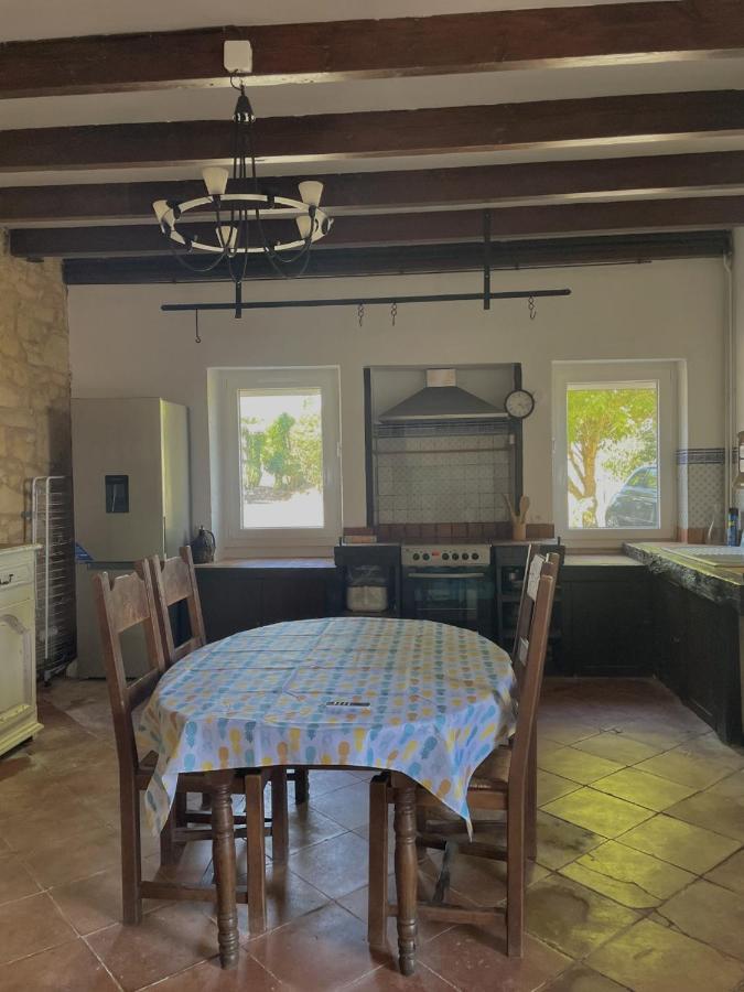 Maisonfamiliale Pugnac エクステリア 写真